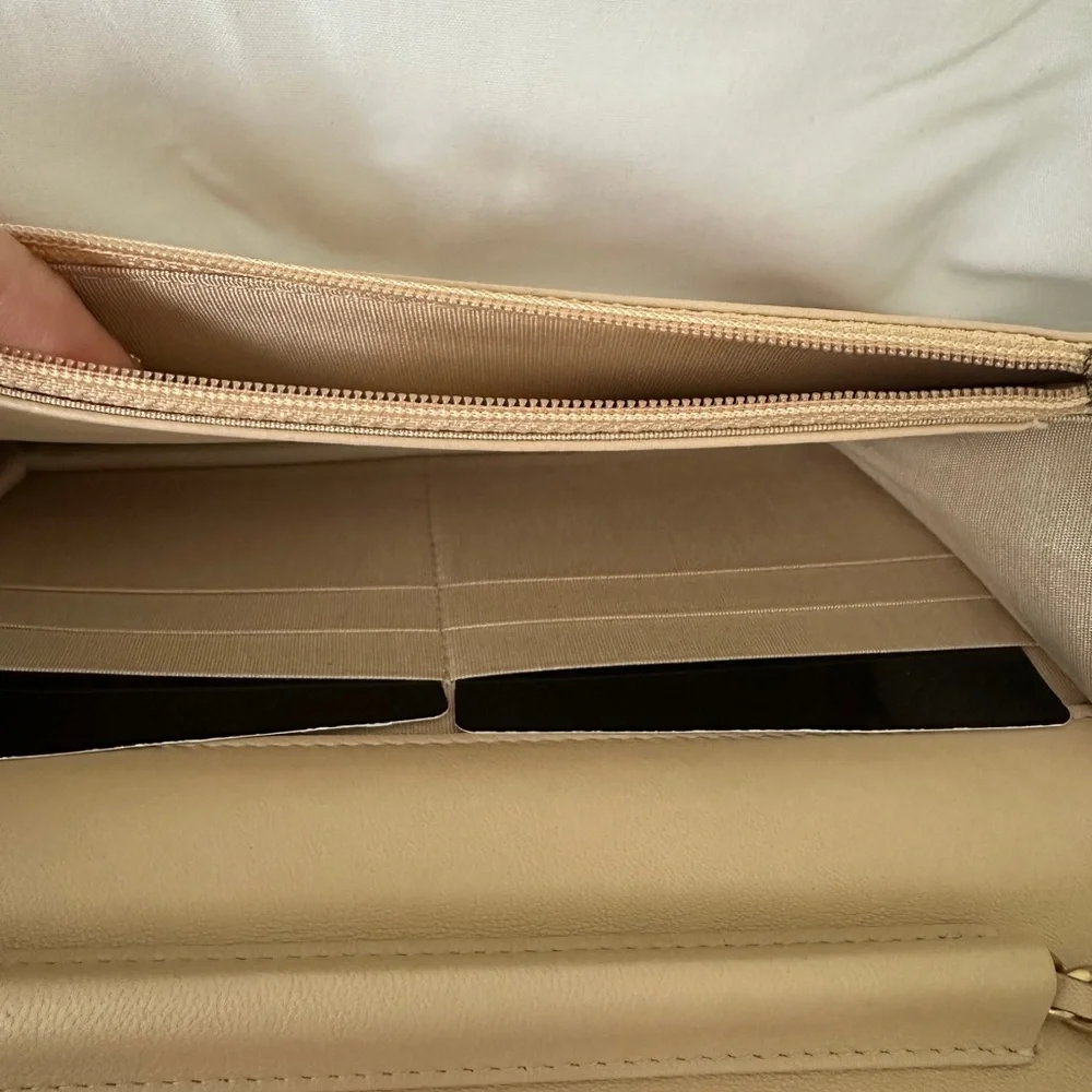 Chanel Boy WoC Wallet on Chain - Beige nude lambskin w/ gold hardware - Picture 7 of 8